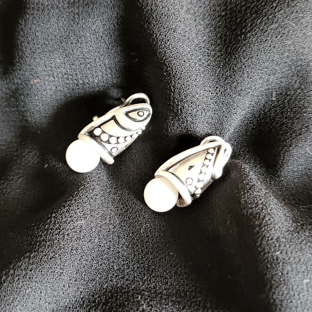 Women's Jewelry